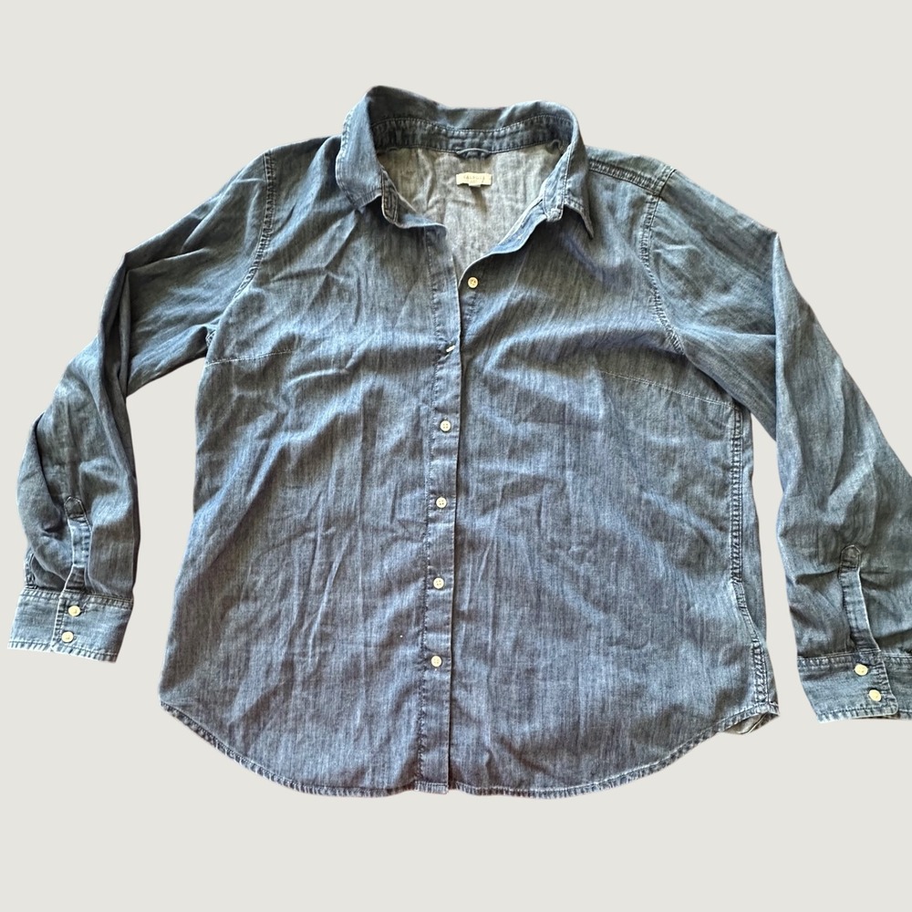 Talbots Womens XL Blue Denim Button Down Shirt Long Sleeve 100% Cotton Chambray